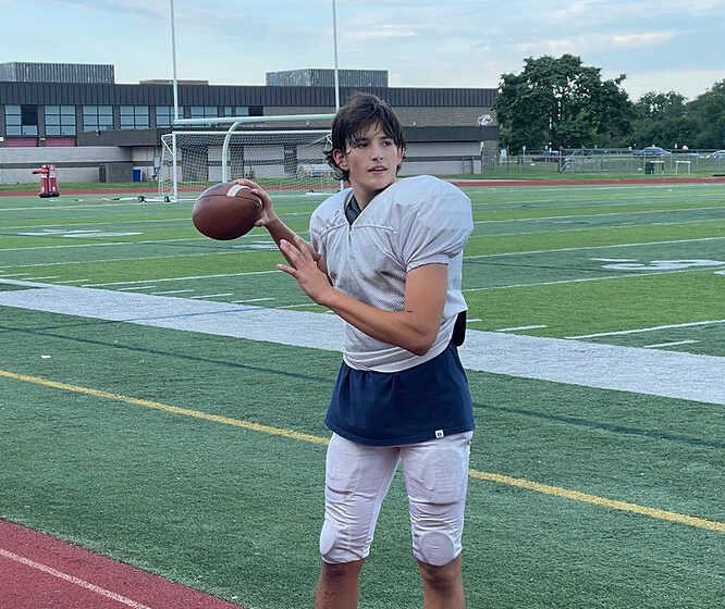  Salem QB knows all about long drives (on field and off)